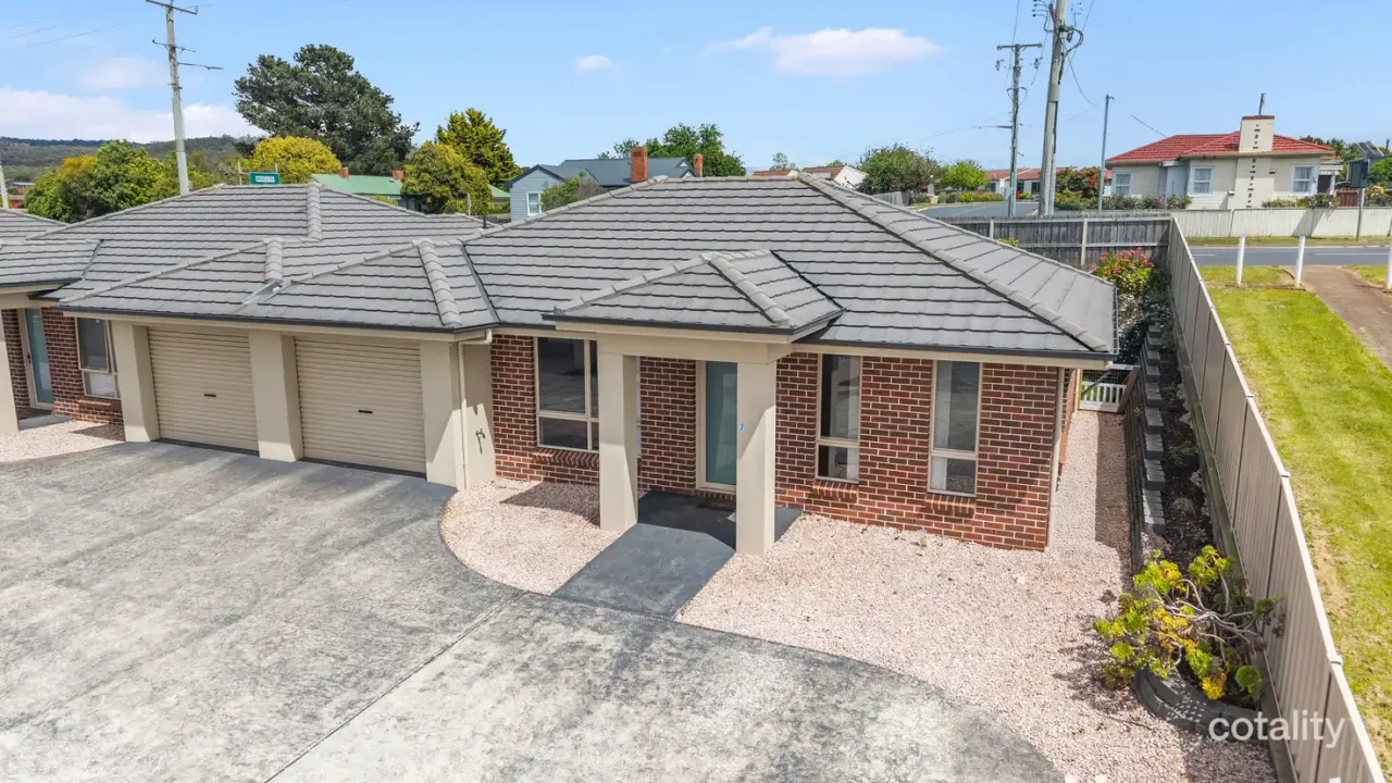3-bedroom unit at 7/6 Rowena Court, Devonport, TAS 7310, Devonport, Tasmania