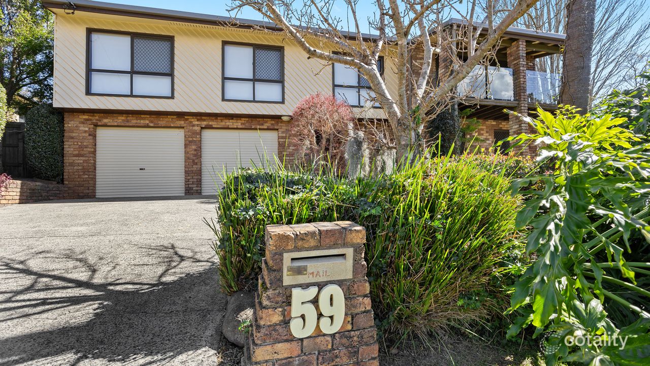 5-bedroom house at 59 Mackenzie Street, Mount Lofty, QLD 4350, Toowoomba, Queensland