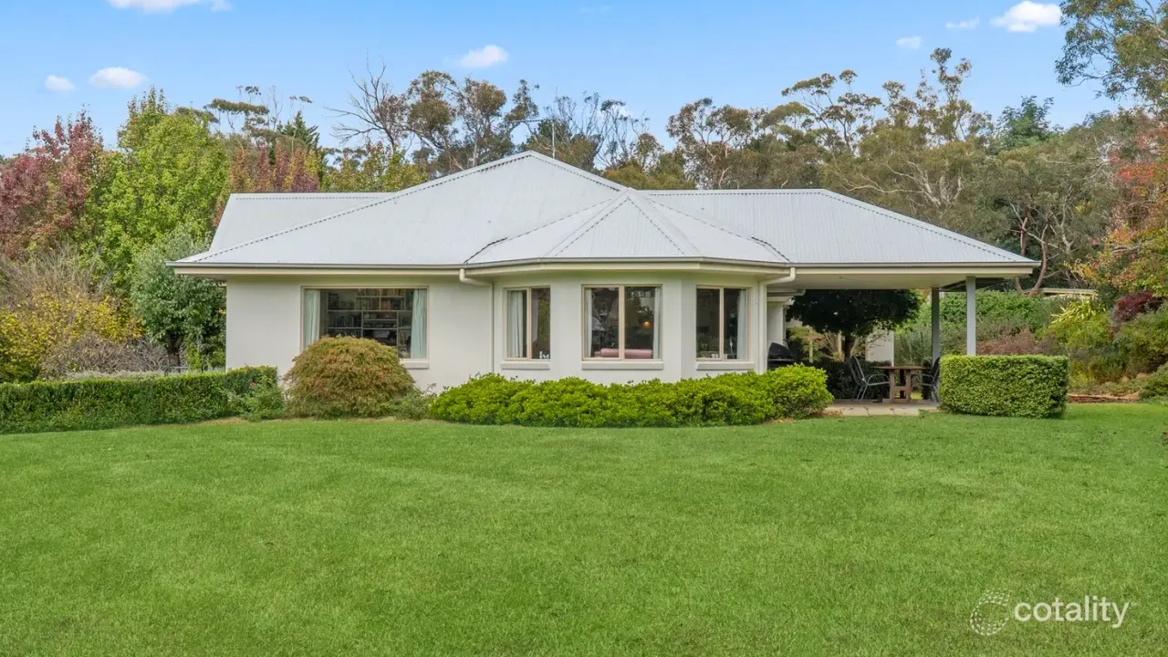 4-bedroom house at 16-24 Redfern Street, Wentworth Falls, NSW 2782, Blue Mountains, New South Wales