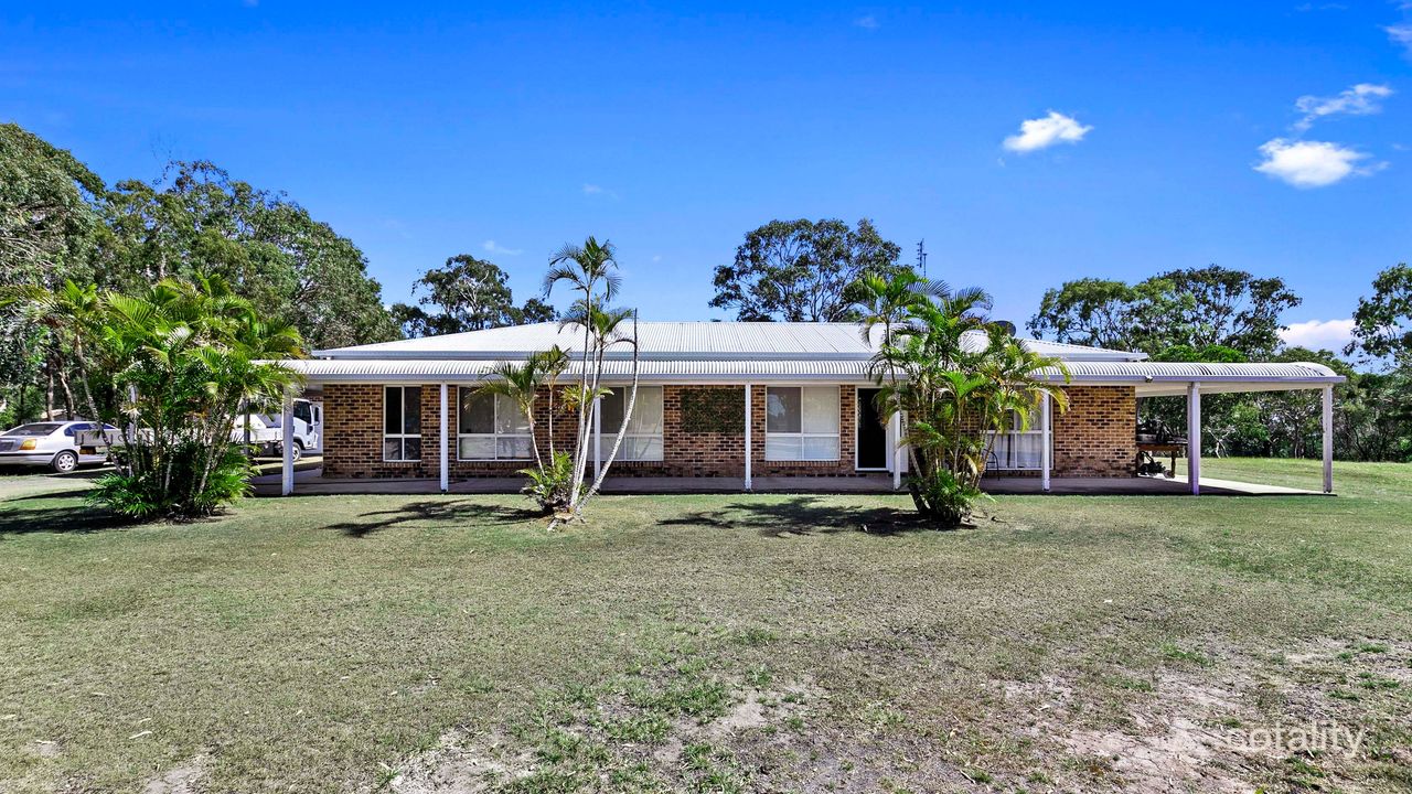 4-bedroom house at 80 Beck Road, Urangan, QLD 4655, Fraser Coast, Queensland