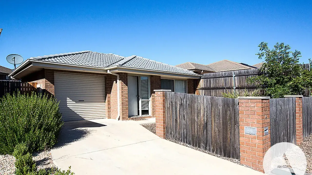 3-bedroom house at 4 Ron Hoy Street, Macgregor, ACT 2615, Unincorporated Act, Australian Capital Territory