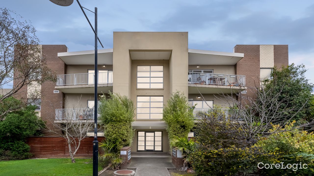 2-bedroom house at 10A/2 Woiwurung Crescent, Merri-bek Council, Victoria