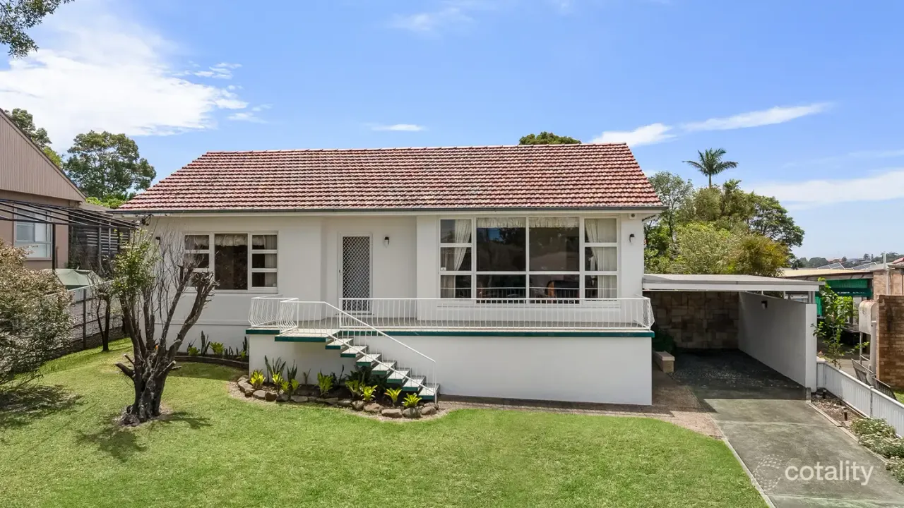 4-bedroom house at 4 Lewis Drive, Figtree, NSW 2525, Wollongong, New South Wales