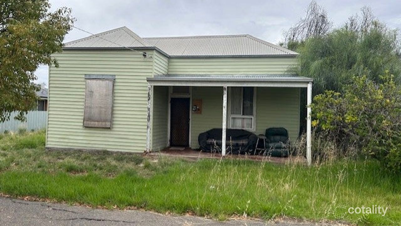 3-bedroom house at 16 Albert Street, Pyramid Hill, VIC 3575, Loddon, Victoria