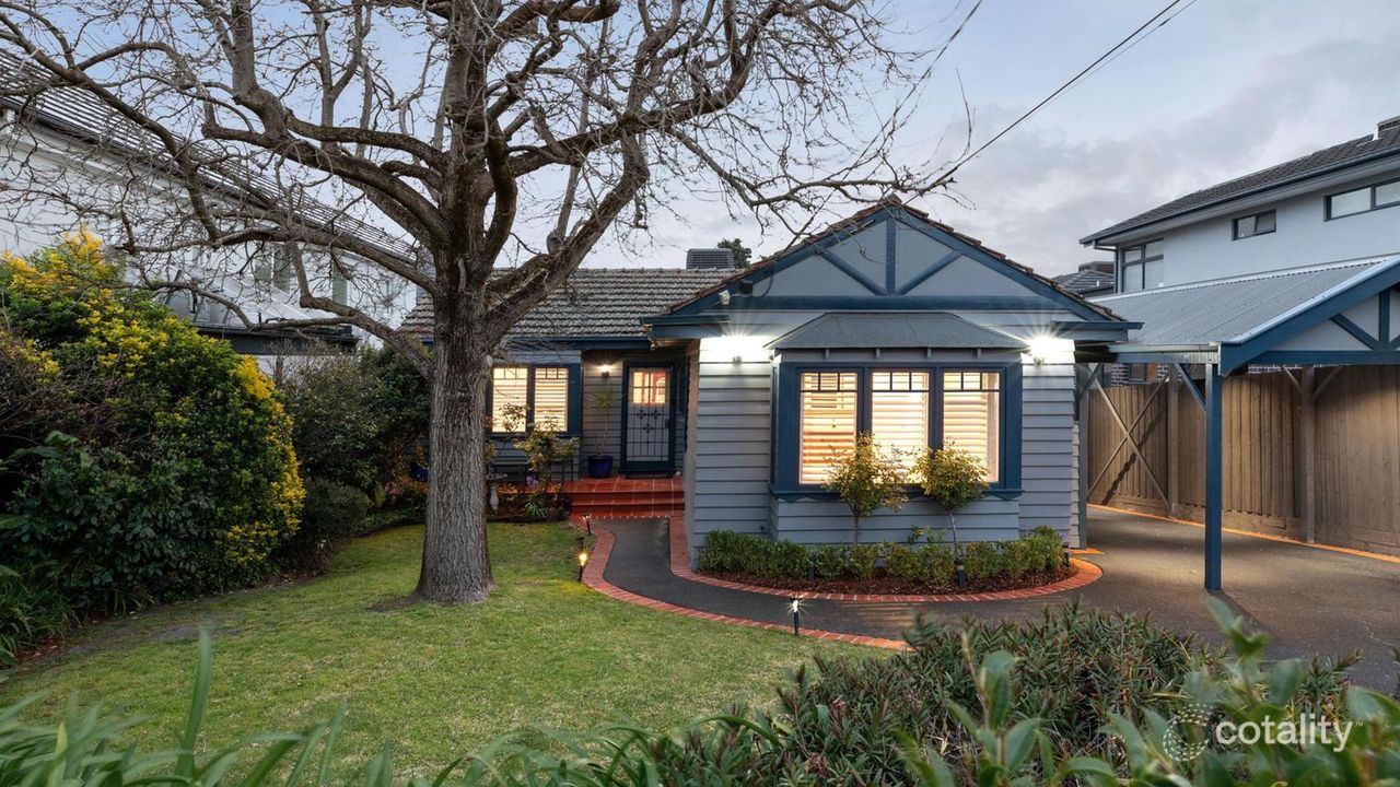 4-bedroom house at 17 Oak Street, Surrey Hills, VIC 3127, Boroondara Council, Victoria
