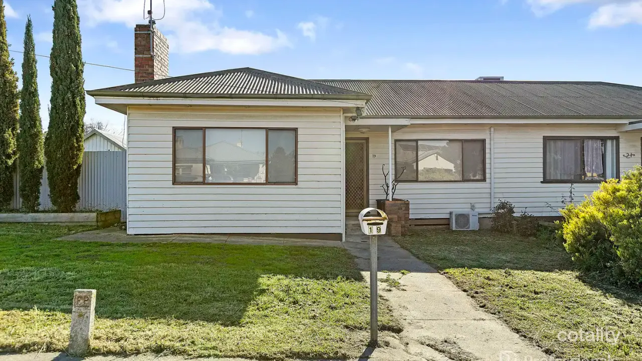 3-bedroom house at 19 Arthur Avenue, Maryborough, VIC 3465, Central Goldfields, Victoria