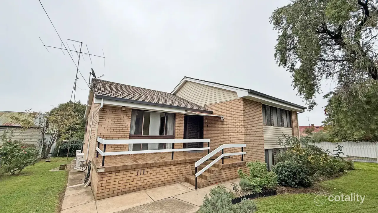 4-bedroom house at 27 Forbes Street, Grenfell, NSW 2810, Weddin, New South Wales