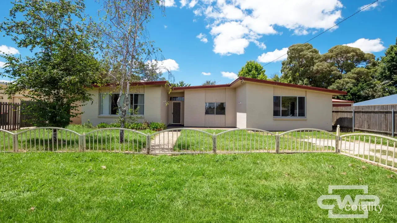 6-bedroom house at 45 Abercrombie Street, Guyra, NSW 2365, Armidale, New South Wales
