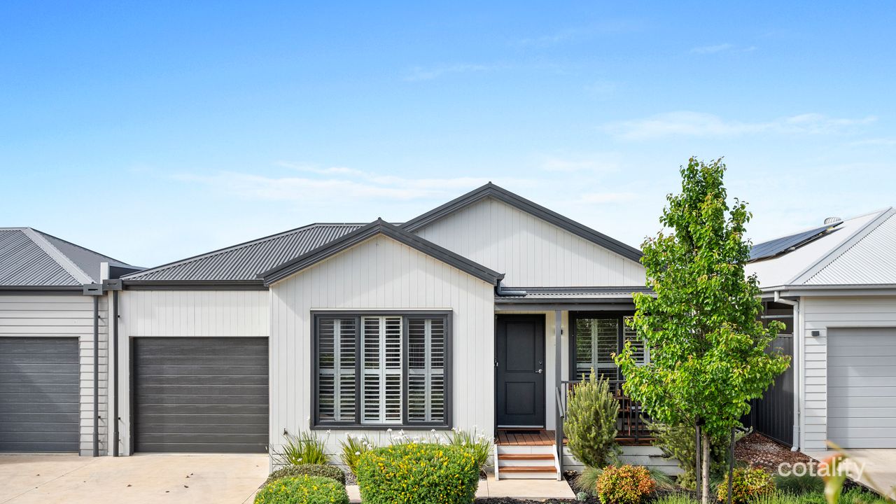 2-bedroom house at 13 Lychee Street, Deanside, VIC 3336, Melton, Victoria