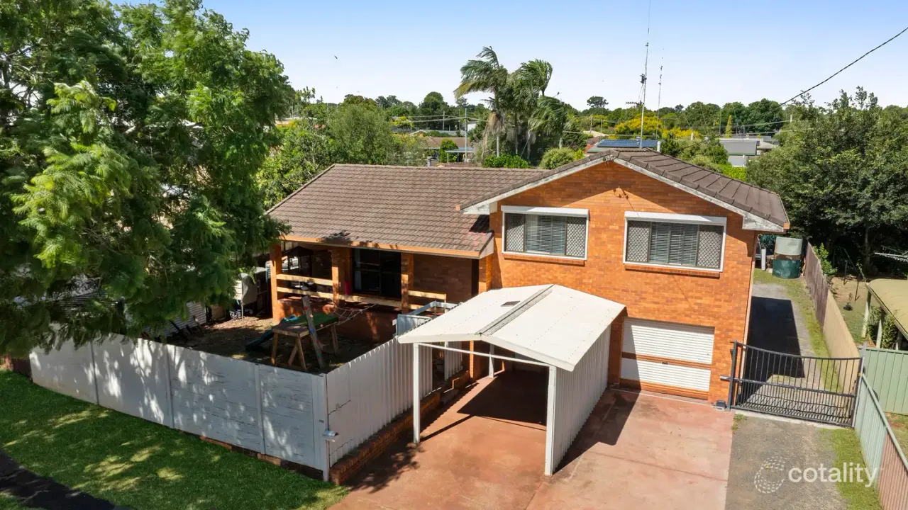 4-bedroom house at 816 Ruthven Street, Kearneys Spring, QLD 4350, Toowoomba, Queensland