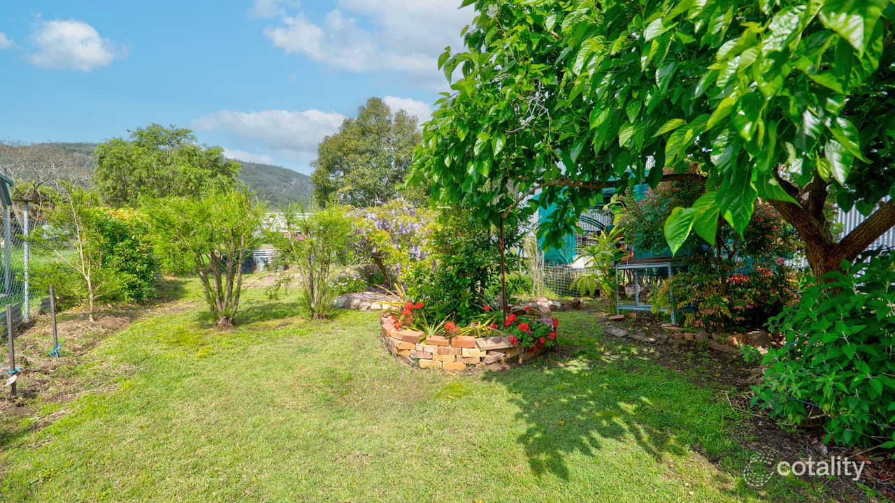 2-bedroom house at 14 Edward Street, Esk, QLD 4312, Somerset, Queensland