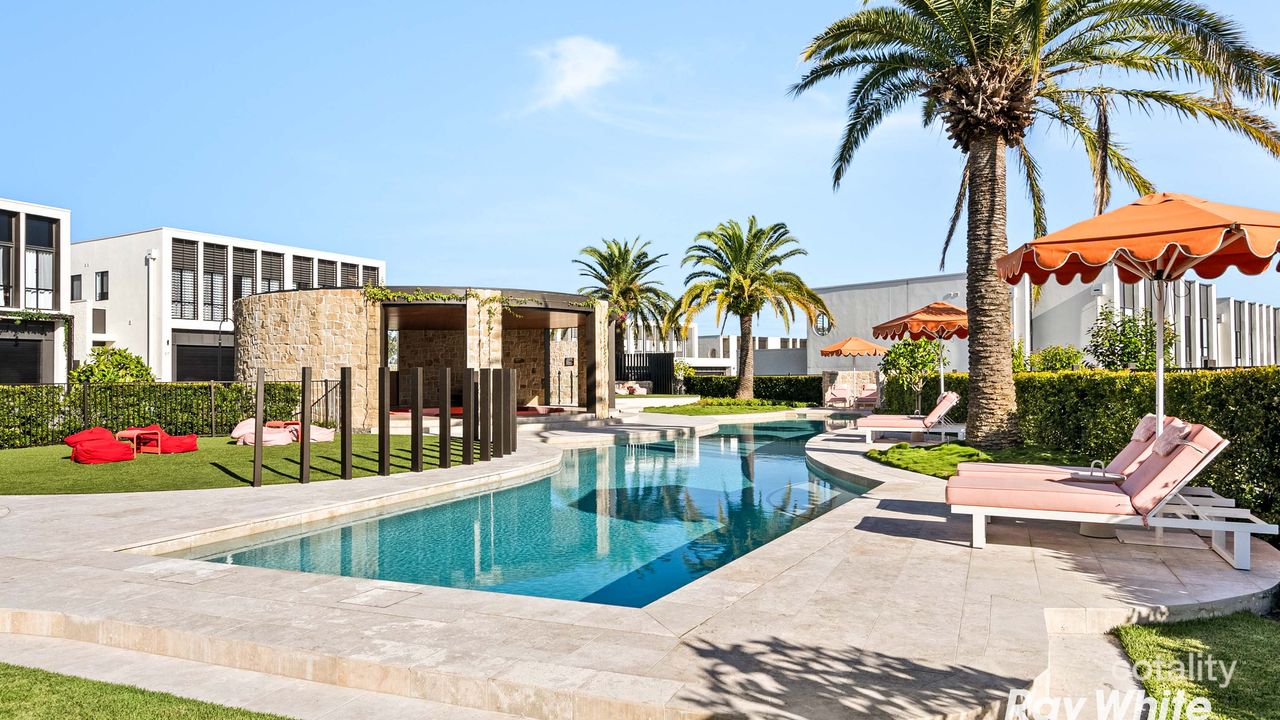 3-bedroom unit at 4/100 Champions Crescent, Brookwater, QLD 4300, Ipswich Council, Queensland