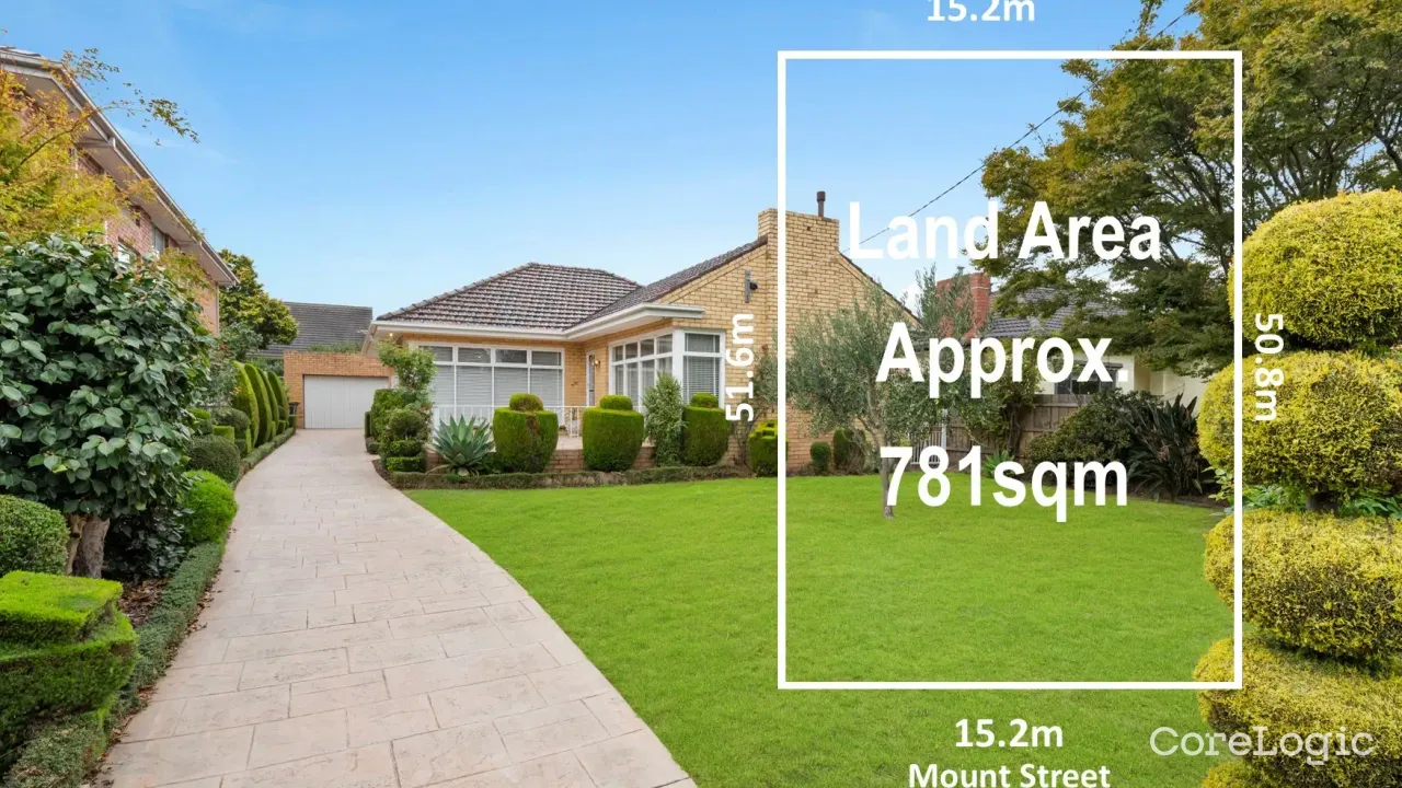 3-bedroom house at 32 Mount Street, Monash Council, Victoria
