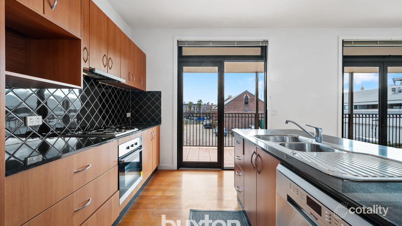3-bedroom unit at 3 Adams Lane, Port Melbourne, VIC 3207, Port Phillip, Victoria
