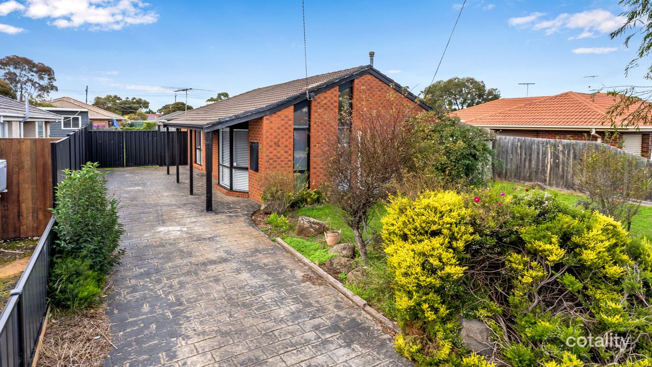 3-bedroom house at 16 Valewood Drive, Wyndham Vale, VIC 3024, Wyndham, Victoria