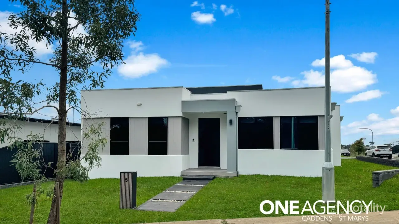 4-bedroom house at 5 Gulshan Avenue, Claremont Meadows, NSW 2747, Penrith Council, New South Wales