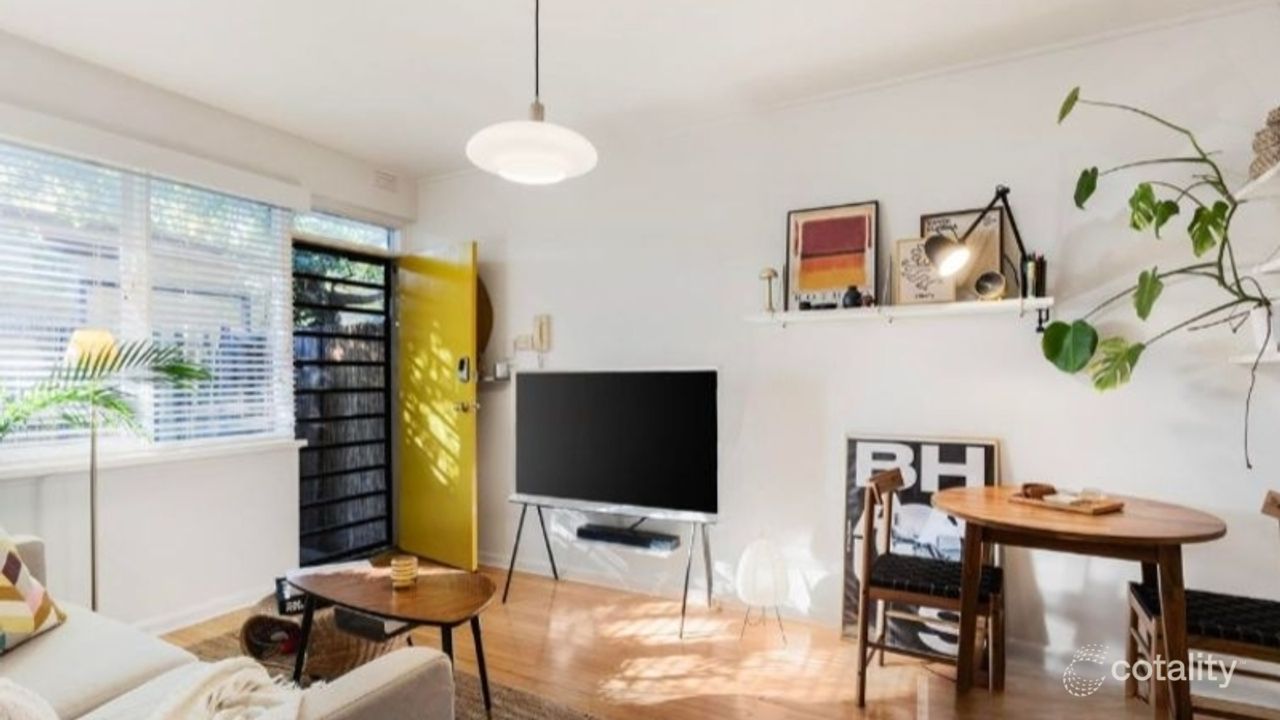 1-bedroom unit at 3/27 Gourlay Street, Balaclava, VIC 3183, Port Phillip, Victoria