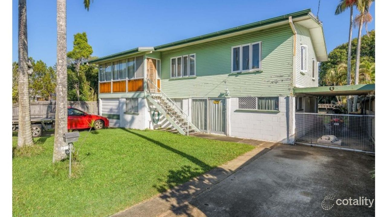 4-bedroom house at 146 Turpin Road, Labrador, QLD 4215, Gold Coast, Queensland