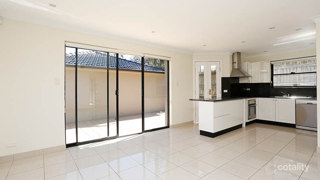 3-bedroom unit at 2/624 Old South Head Road, Rose Bay, NSW 2029, Waverley, New South Wales