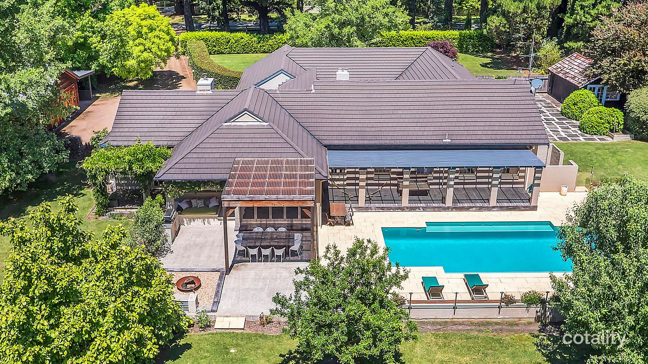 5-bedroom house at 46-48 Holly Road, Burradoo, NSW 2576, Wingecarribee Council, New South Wales