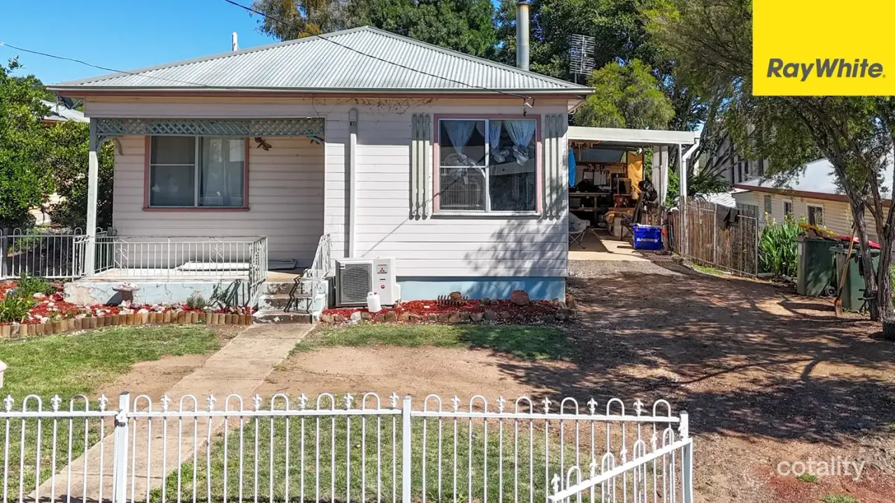3-bedroom house at 76 George Street, Inverell, NSW 2360, Inverell, New South Wales