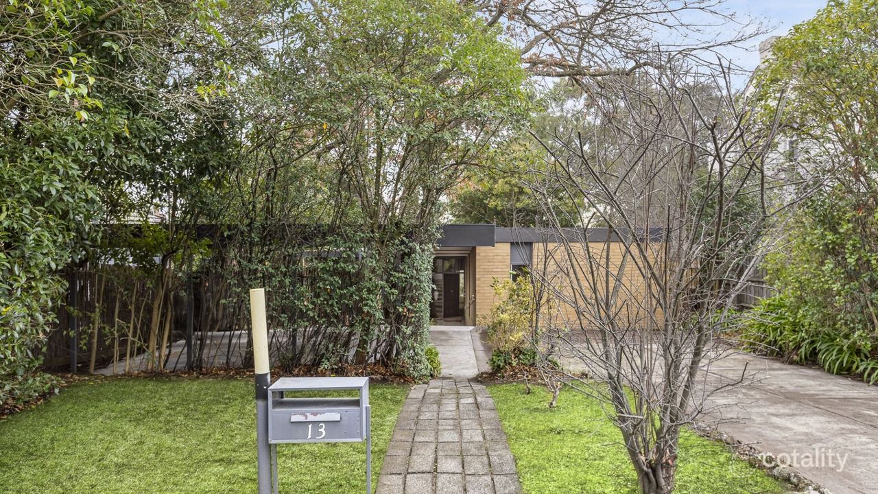 3-bedroom house at 13 The Boulevard, Balwyn North, VIC 3104, Boroondara, Victoria
