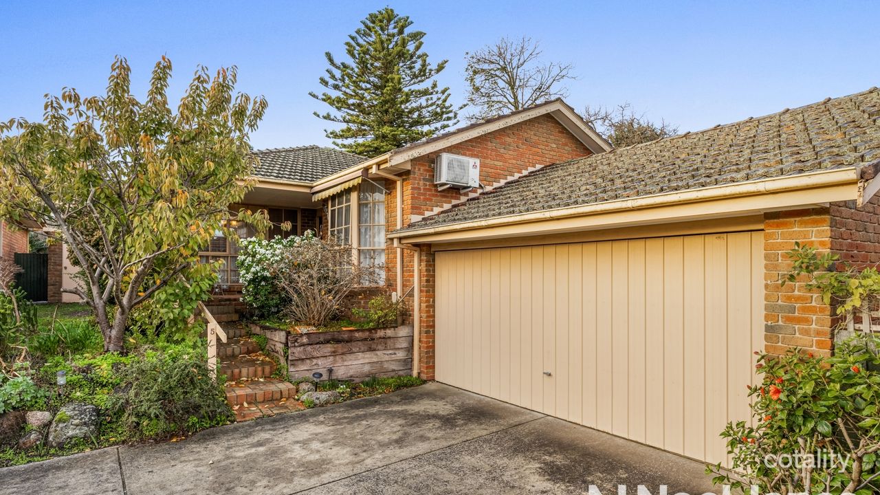 3-bedroom unit at 5/529 Whitehorse Road, Surrey Hills, VIC 3127, Boroondara, Victoria