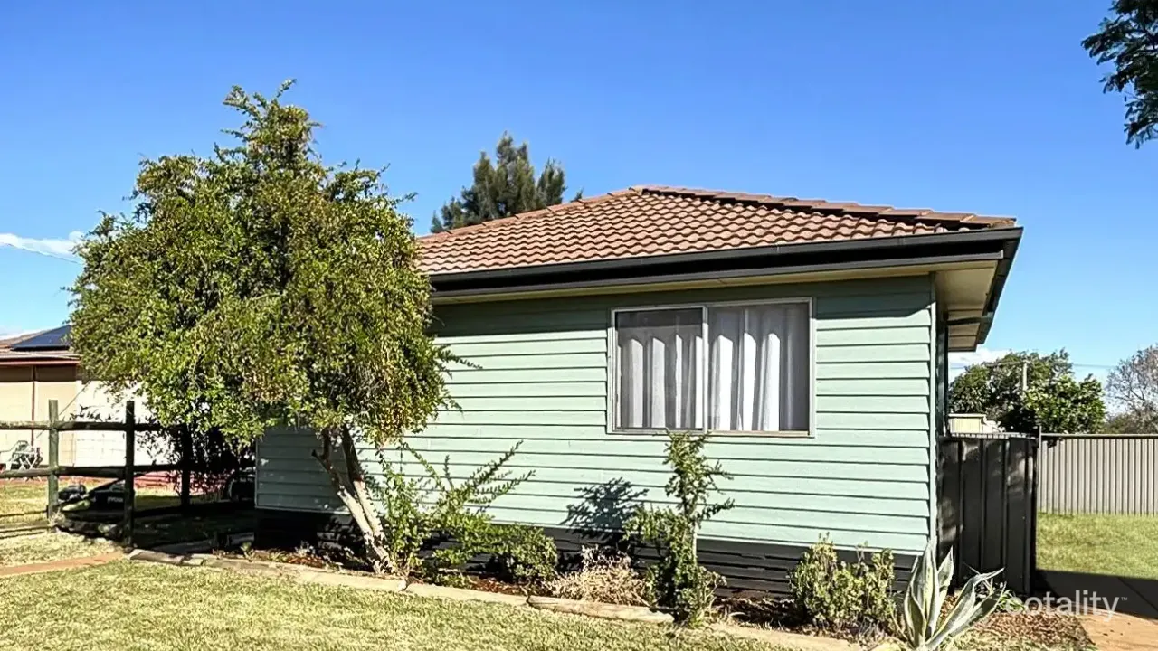 3-bedroom house at 11 Nulla Street, Red Cliffs, VIC 3496, Mildura, Victoria