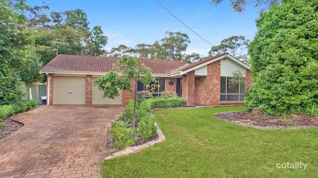 4-bedroom house at 19 Fern Avenue, Hazelbrook, NSW 2779, Blue Mountains Council, New South Wales