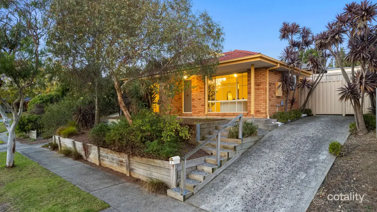 3-bedroom unit at 3 Wallangara Drive, Pakenham, VIC 3810, Cardinia Council, Victoria