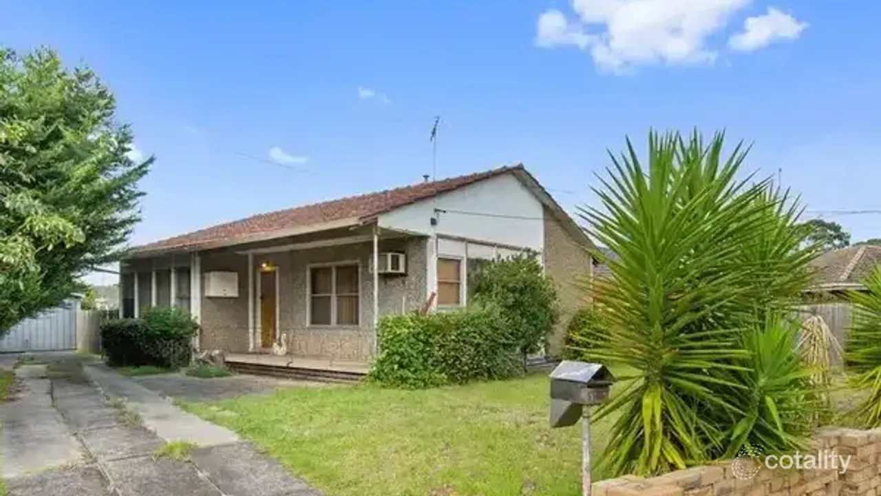 3-bedroom house at 4 Boort Street, Dallas, VIC 3047, Hume Council, Victoria