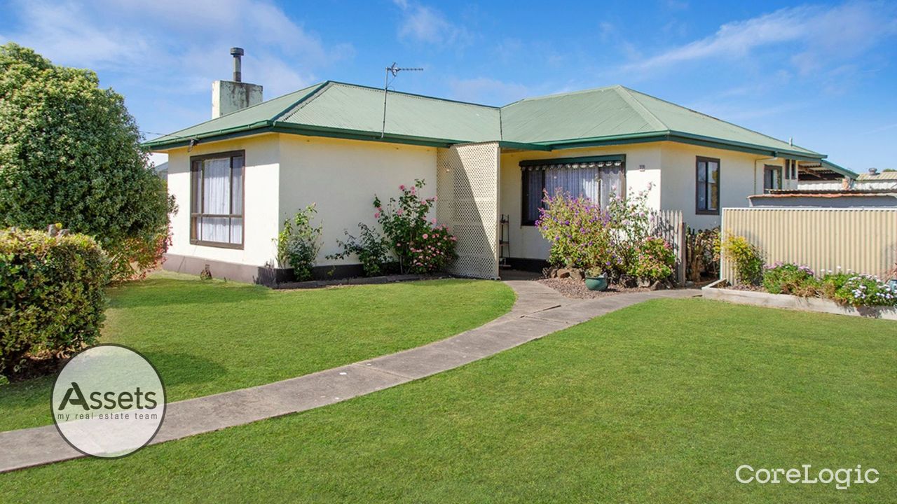 3-bedroom house at 12 Carey Street, Glenelg Council, Victoria