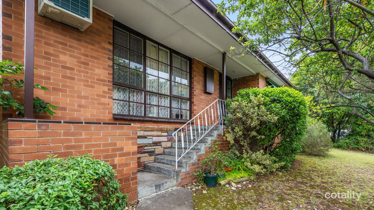 3-bedroom house at 25 Bennett Street, Burwood, VIC 3125, Whitehorse, Victoria