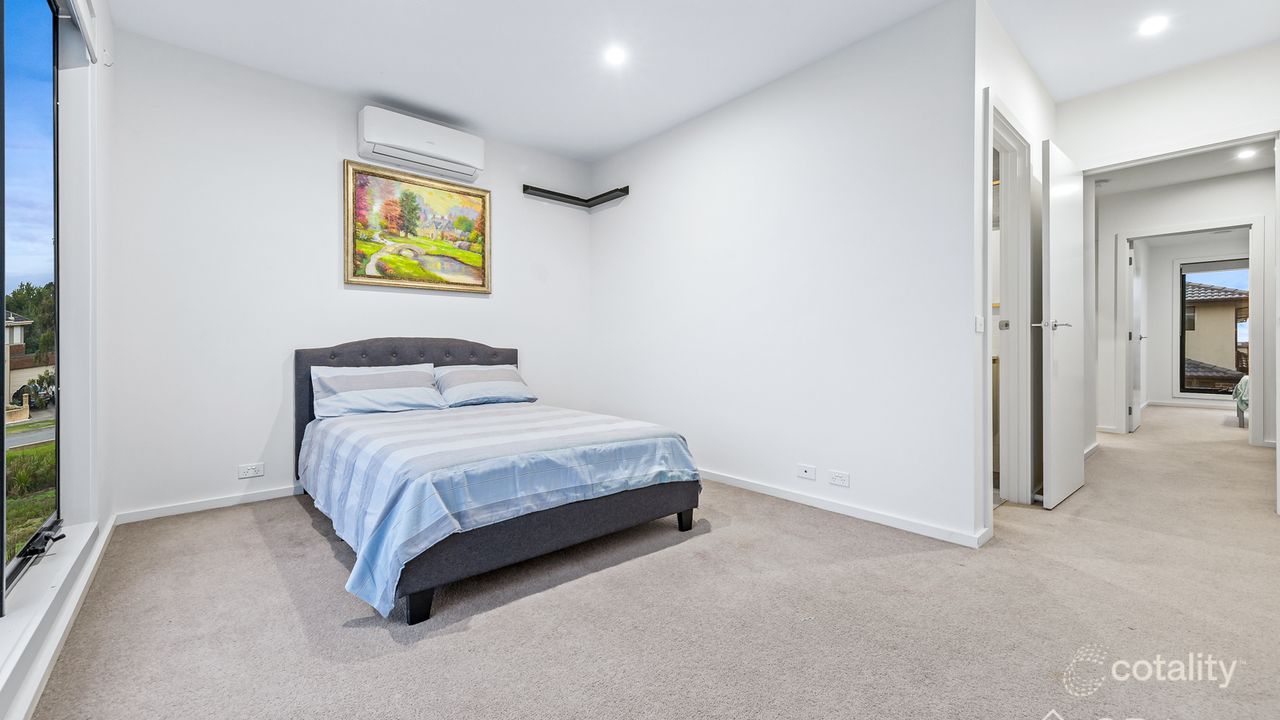 3-bedroom unit at 8 Azure Crescent, Keysborough, VIC 3173, Greater Dandenong Council, Victoria