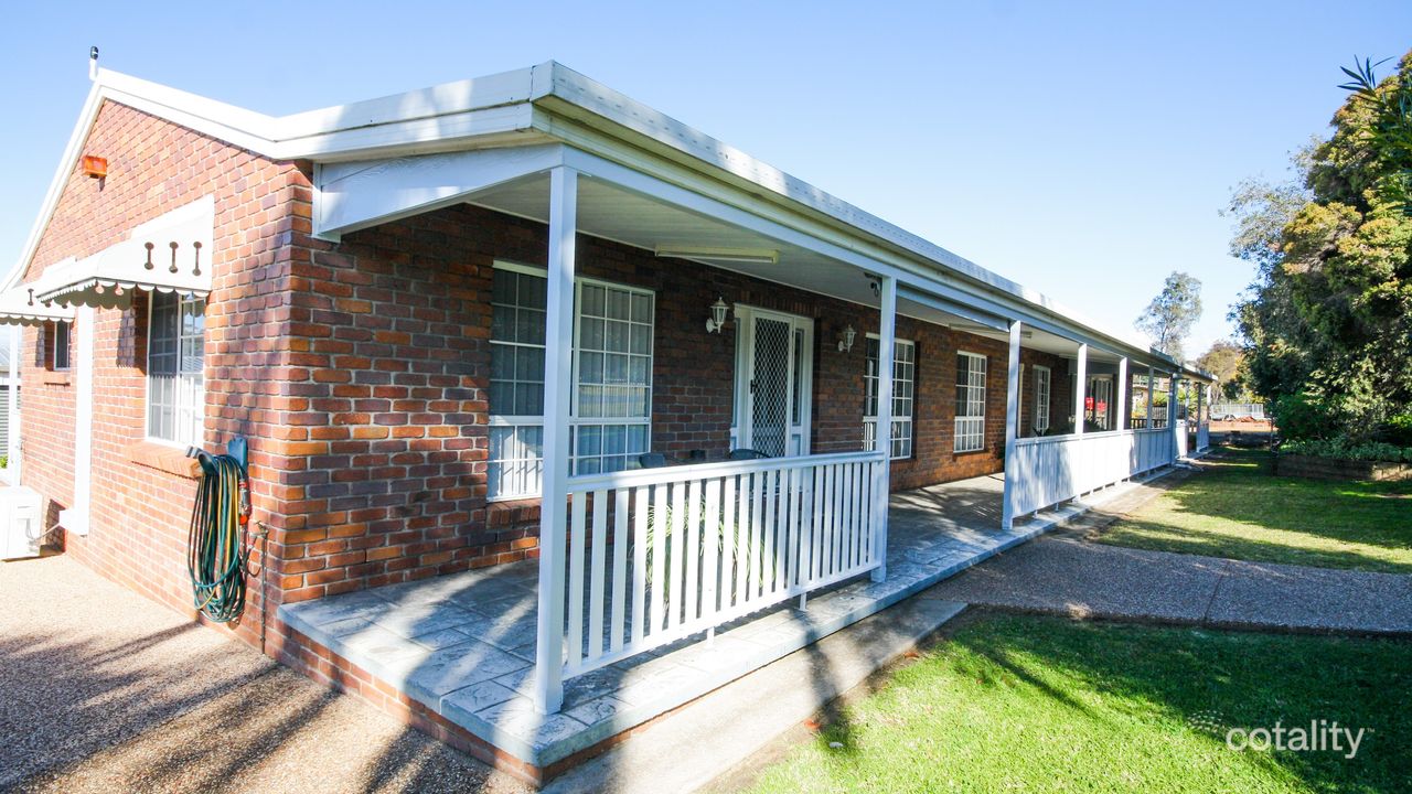 4-bedroom house at 2 Bell Street, Rosenthal Heights, QLD 4370, Southern Downs Council, Queensland