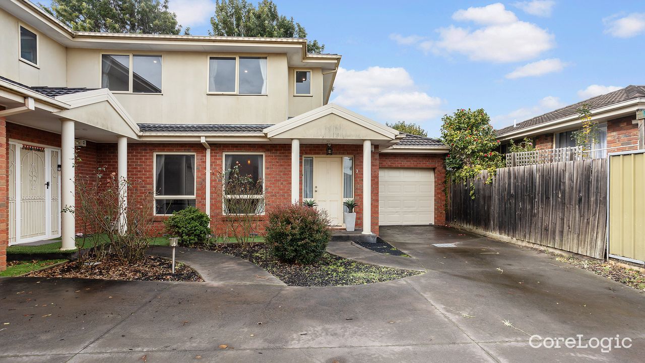 3-bedroom unit at 3/2 Myers Avenue, Monash Council, Victoria