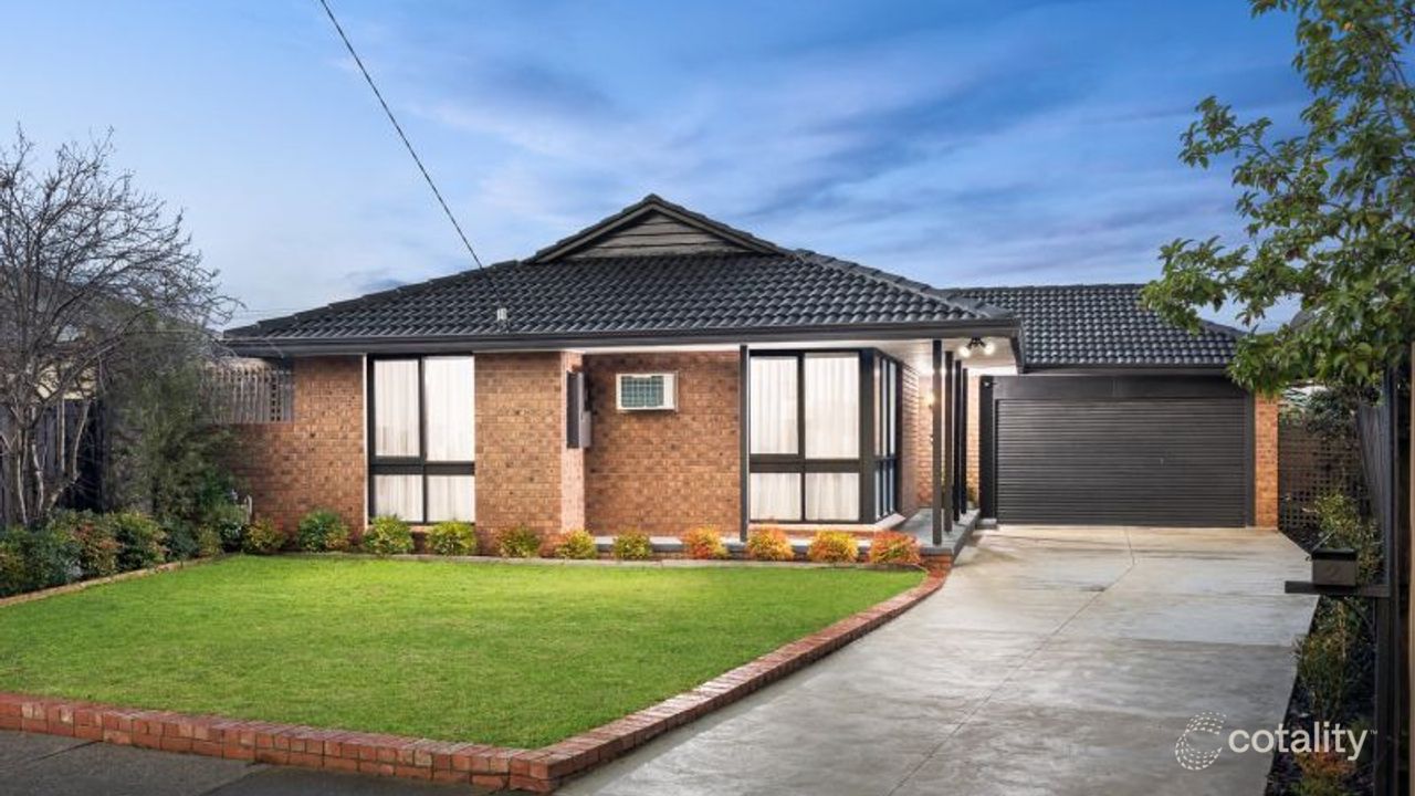 4-bedroom house at 2 Embank Court, Kealba, VIC 3021, Brimbank, Victoria