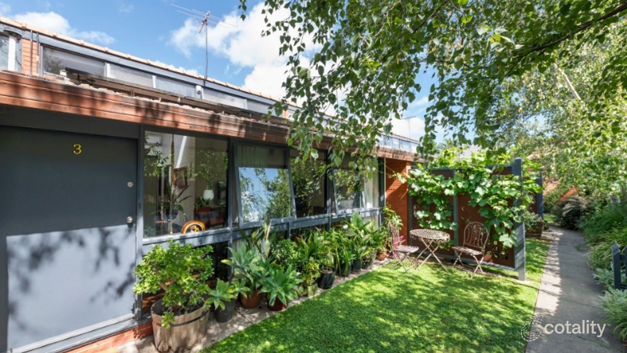 2-bedroom unit at 3/106 Rennie Street, Coburg, VIC 3058, Merri-bek Council, Victoria