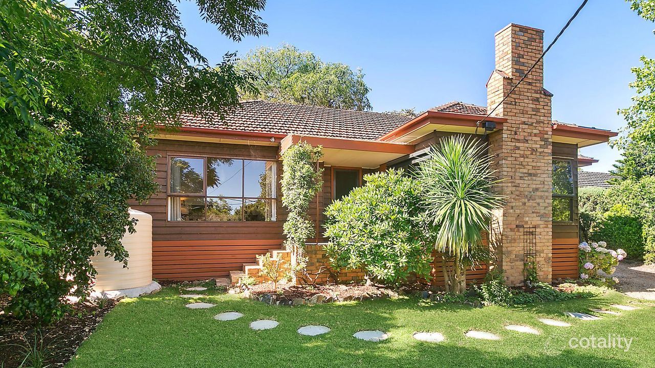 4-bedroom house at 11 Fairview Road, Mount Waverley, VIC 3149, Monash, Victoria