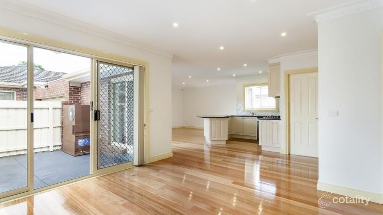 4-bedroom unit at 284 Tucker Road, Ormond, VIC 3204, Glen Eira Council, Victoria
