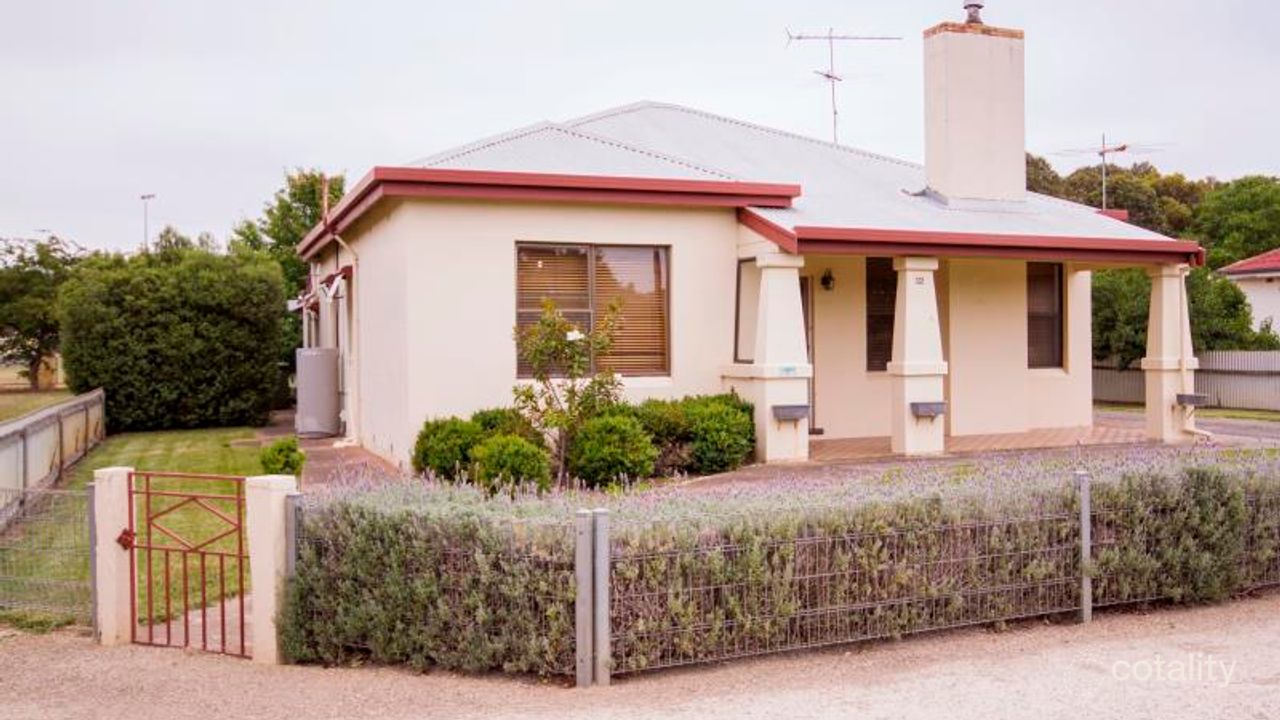 3-bedroom house at 25 Cameron Street, Penola, SA 5277, Wattle Range Council, South Australia