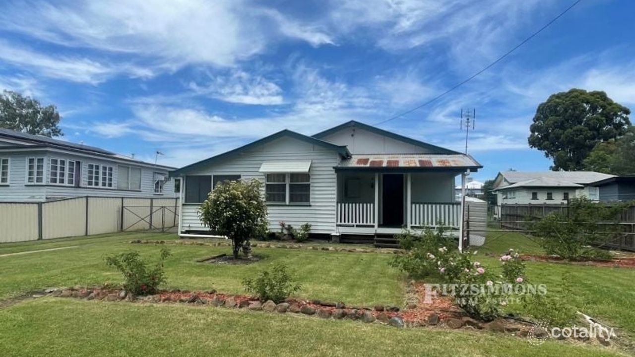 3-bedroom house at 4 Bessie Street, Dalby, QLD 4405, Western Downs Council, Queensland