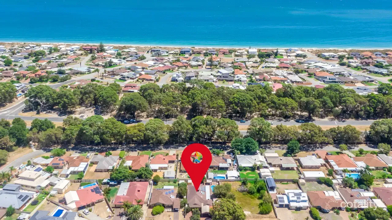 5-bedroom house at 32 Fairway Crescent, Meadow Springs, WA 6210, Mandurah, Western Australia