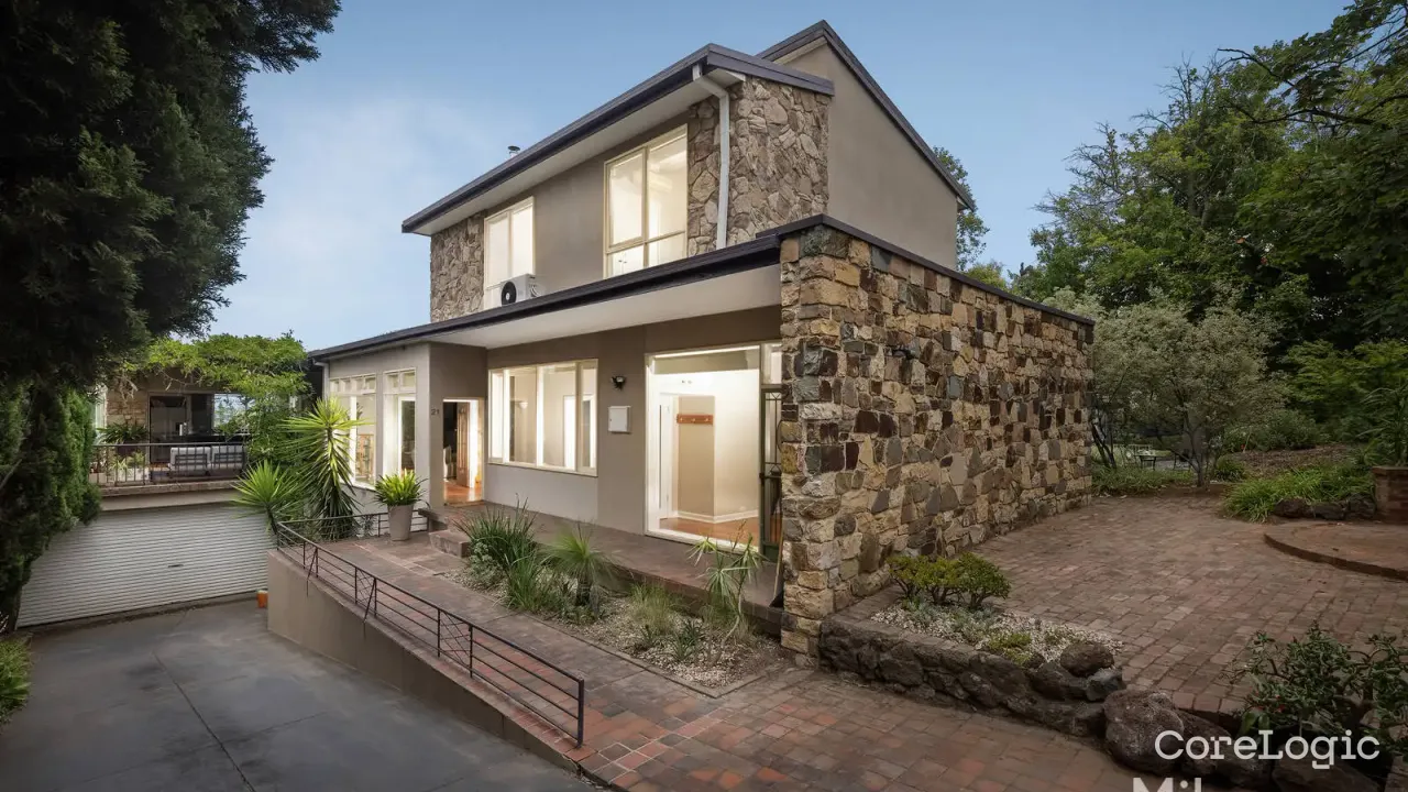 4-bedroom house at 21 Beauview Parade, Banyule Council, Victoria