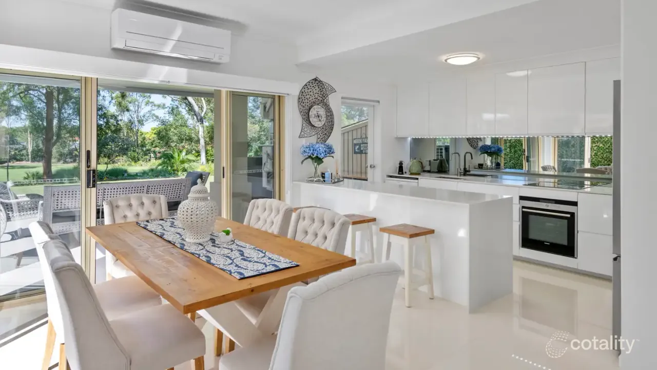 3-bedroom unit at 8135 Magnolia Drive West, Hope Island, QLD 4212, Gold Coast Council, Queensland