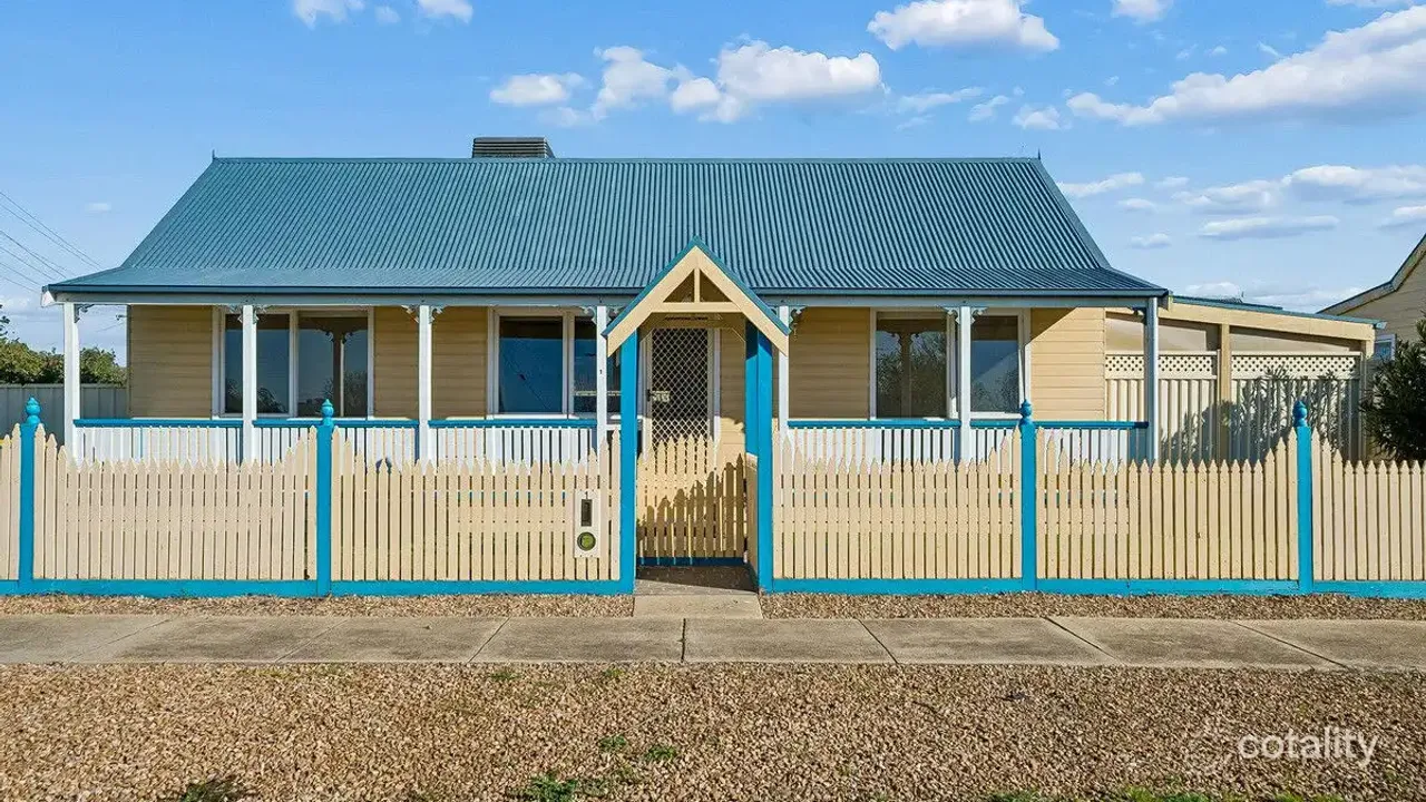 3-bedroom unit at 1/16 Telford Street, Yarrawonga, VIC 3730, Moira, Victoria