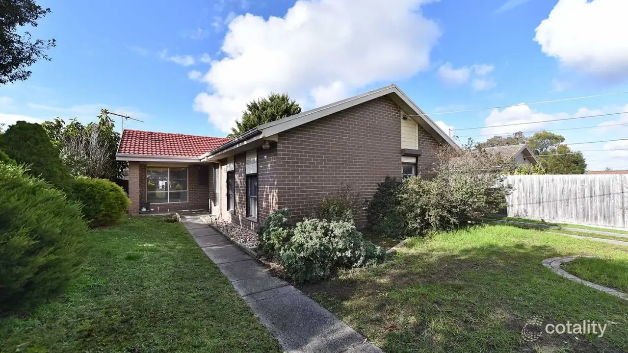 3-bedroom house at 15 Hesse Court, Westmeadows, VIC 3049, Hume Council, Victoria