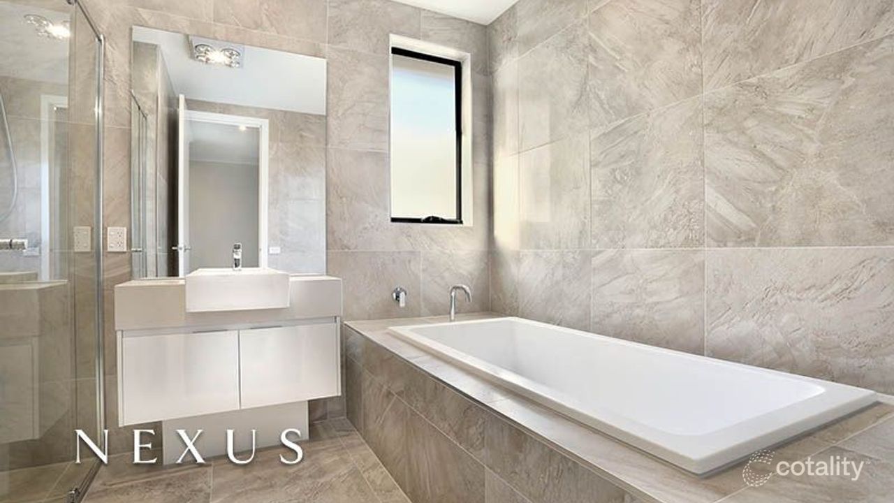4-bedroom unit at 18A Farleigh Avenue, Burwood, VIC 3125, Whitehorse, Victoria