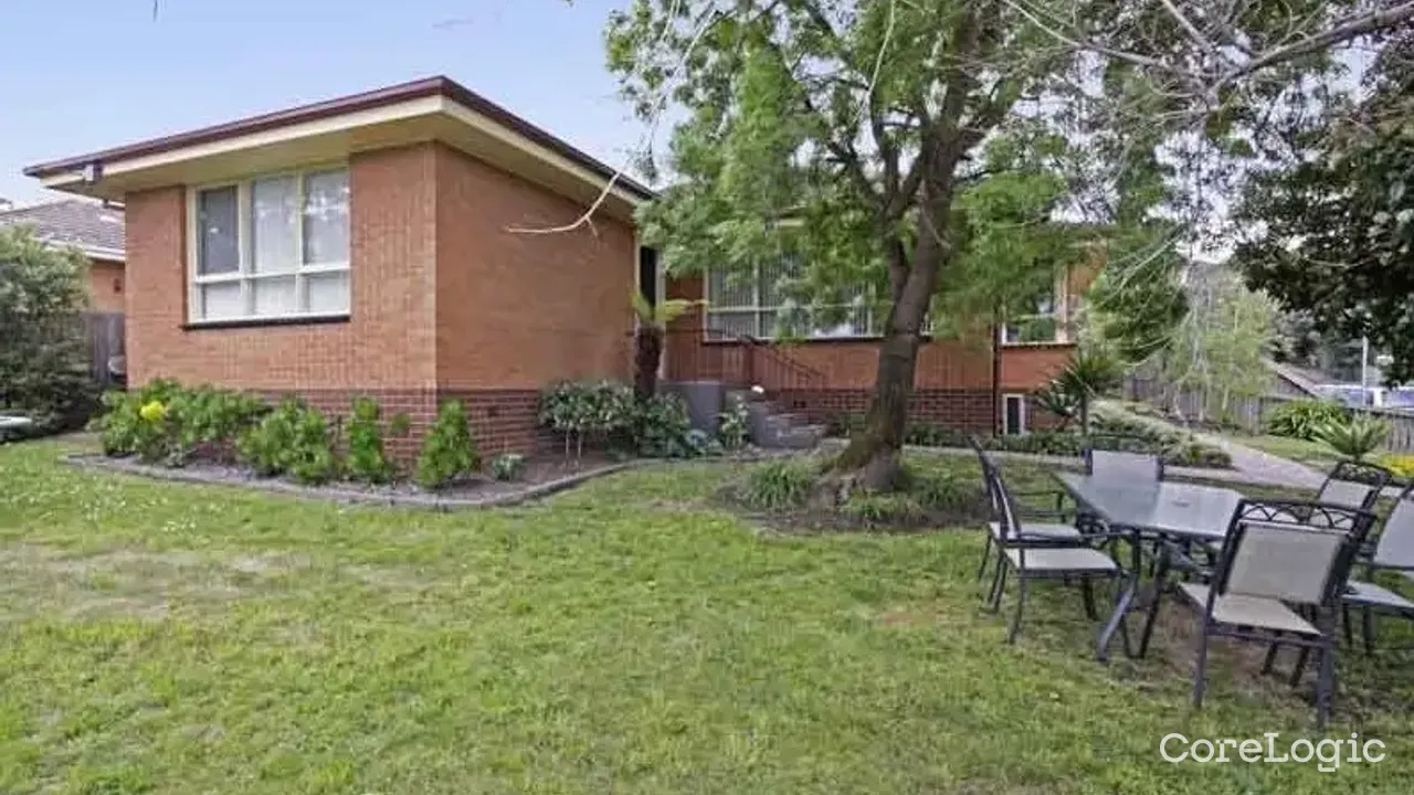 4-bedroom house at 32 Lambhill Crescent, Greater Geelong Council, Victoria