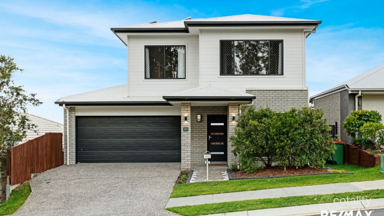 5-bedroom house at 91 Creekwood Circuit, Spring Mountain, QLD 4300, Ipswich Council, Queensland